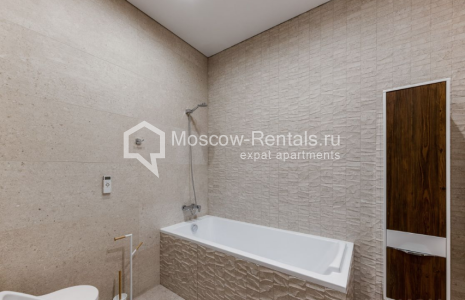 Photo #21 3-room (2 BR) apartment for <a href="http://moscow-rentals.ru/en/articles/long-term-rent" target="_blank">a long-term</a> rent
 in Russia, Moscow, Pogodinskaya str, 2