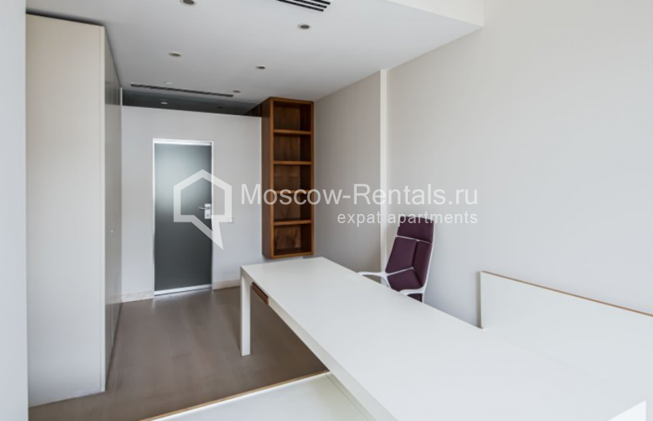 Photo #10 4-room (3 BR) apartment for <a href="http://moscow-rentals.ru/en/articles/long-term-rent" target="_blank">a long-term</a> rent
 in Russia, Moscow, B. Palashevskyi lane, 10