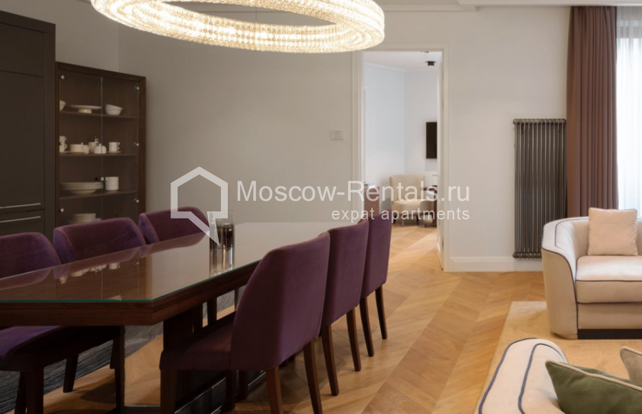 Photo #8 3-room (2 BR) apartment for <a href="http://moscow-rentals.ru/en/articles/long-term-rent" target="_blank">a long-term</a> rent
 in Russia, Moscow, Okhotnyi ryad str, 2