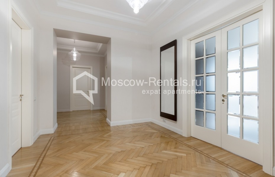 Photo #15 4-room (3 BR) apartment for <a href="http://moscow-rentals.ru/en/articles/long-term-rent" target="_blank">a long-term</a> rent
 in Russia, Moscow, Tverskoy blv, 9