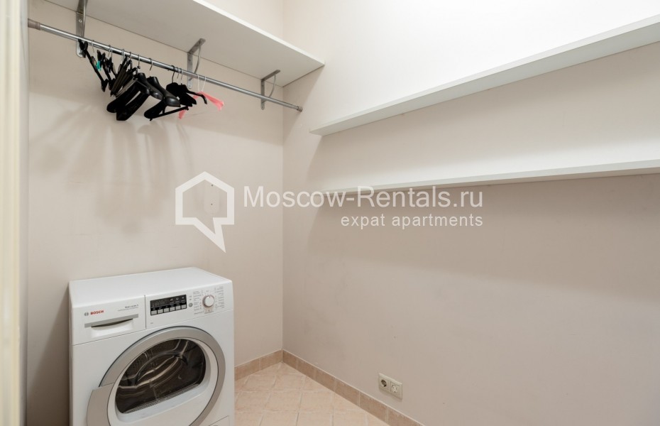 Photo #20 4-room (3 BR) apartment for <a href="http://moscow-rentals.ru/en/articles/long-term-rent" target="_blank">a long-term</a> rent
 in Russia, Moscow, Tverskoy blv, 9