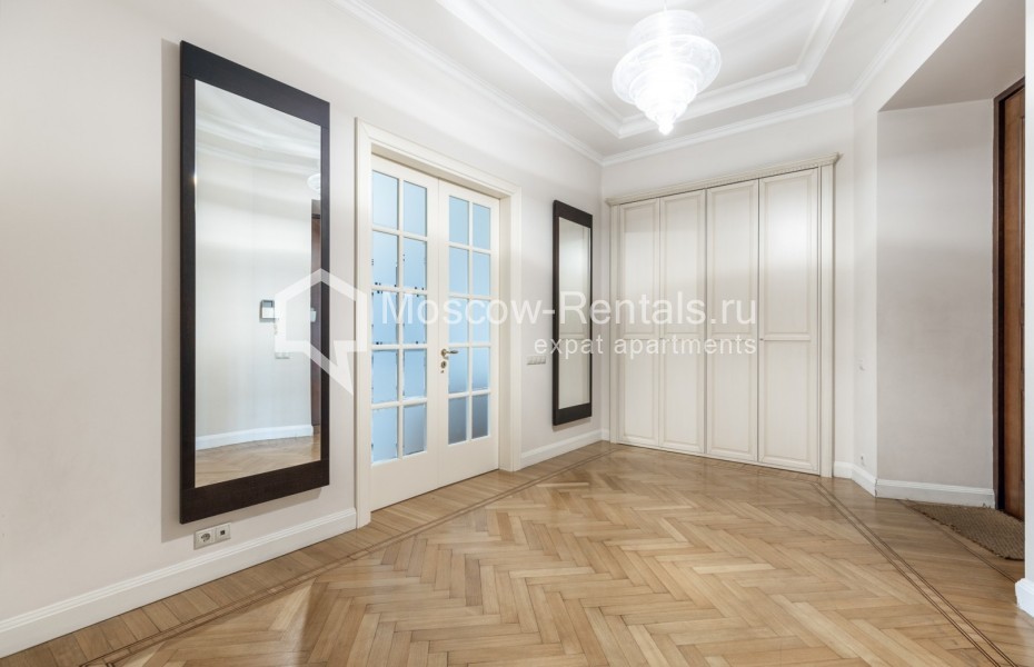 Photo #21 4-room (3 BR) apartment for <a href="http://moscow-rentals.ru/en/articles/long-term-rent" target="_blank">a long-term</a> rent
 in Russia, Moscow, Tverskoy blv, 9