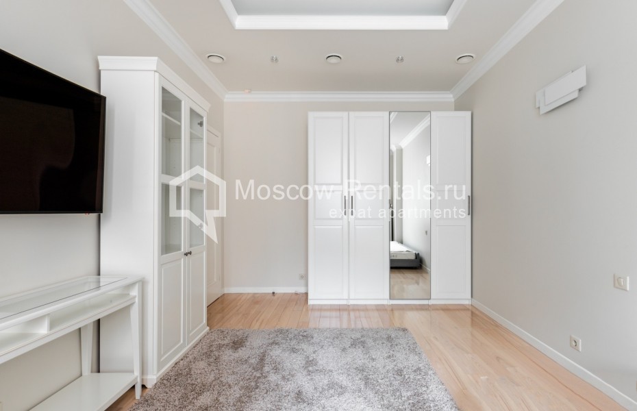 Photo #10 4-room (3 BR) apartment for <a href="http://moscow-rentals.ru/en/articles/long-term-rent" target="_blank">a long-term</a> rent
 in Russia, Moscow, Barykovskyi lane, 6