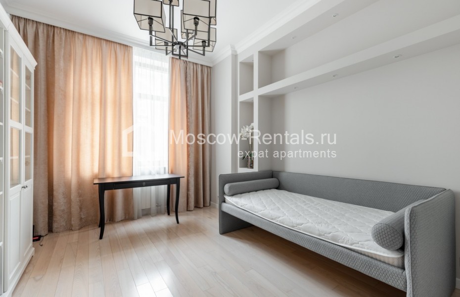 Photo #11 4-room (3 BR) apartment for <a href="http://moscow-rentals.ru/en/articles/long-term-rent" target="_blank">a long-term</a> rent
 in Russia, Moscow, Barykovskyi lane, 6
