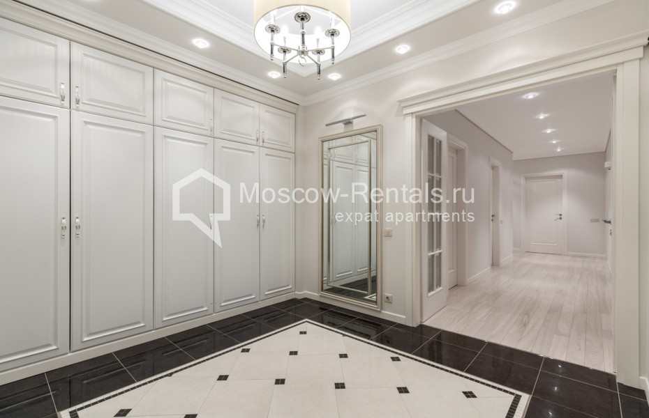 Photo #13 4-room (3 BR) apartment for <a href="http://moscow-rentals.ru/en/articles/long-term-rent" target="_blank">a long-term</a> rent
 in Russia, Moscow, Barykovskyi lane, 6