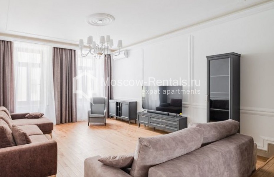 Photo #1 5-room (4 BR) apartment for <a href="http://moscow-rentals.ru/en/articles/long-term-rent" target="_blank">a long-term</a> rent
 in Russia, Moscow, Arkhangelskyi lane, 9