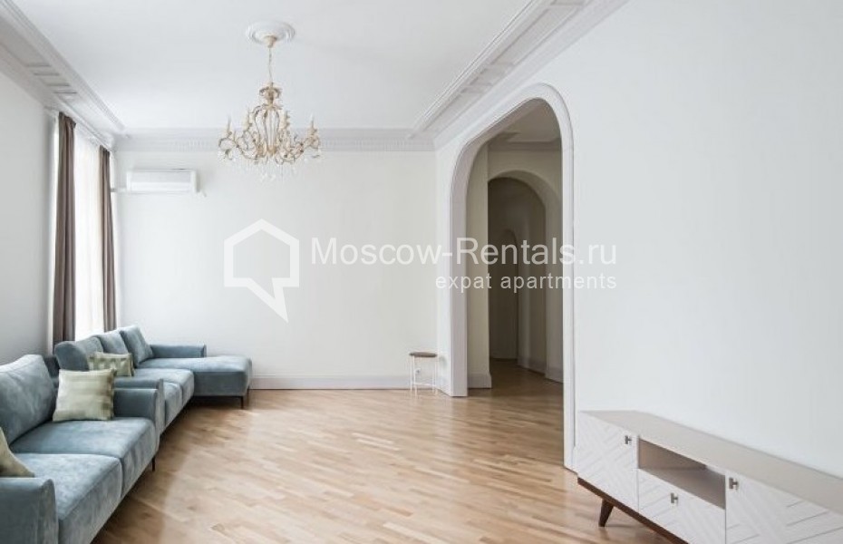 Photo #4 5-room (4 BR) apartment for <a href="http://moscow-rentals.ru/en/articles/long-term-rent" target="_blank">a long-term</a> rent
 in Russia, Moscow, M. Bronnaya, 31/13