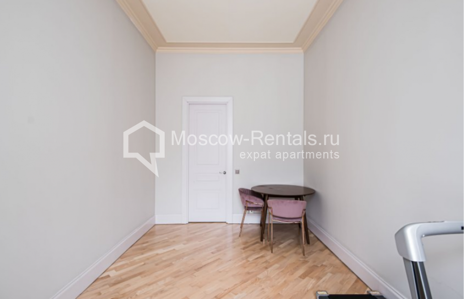 Photo #13 5-room (4 BR) apartment for <a href="http://moscow-rentals.ru/en/articles/long-term-rent" target="_blank">a long-term</a> rent
 in Russia, Moscow, M. Bronnaya, 31/13