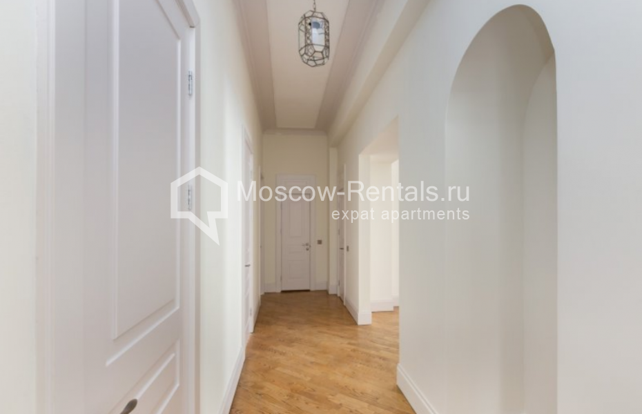 Photo #16 5-room (4 BR) apartment for <a href="http://moscow-rentals.ru/en/articles/long-term-rent" target="_blank">a long-term</a> rent
 in Russia, Moscow, M. Bronnaya, 31/13