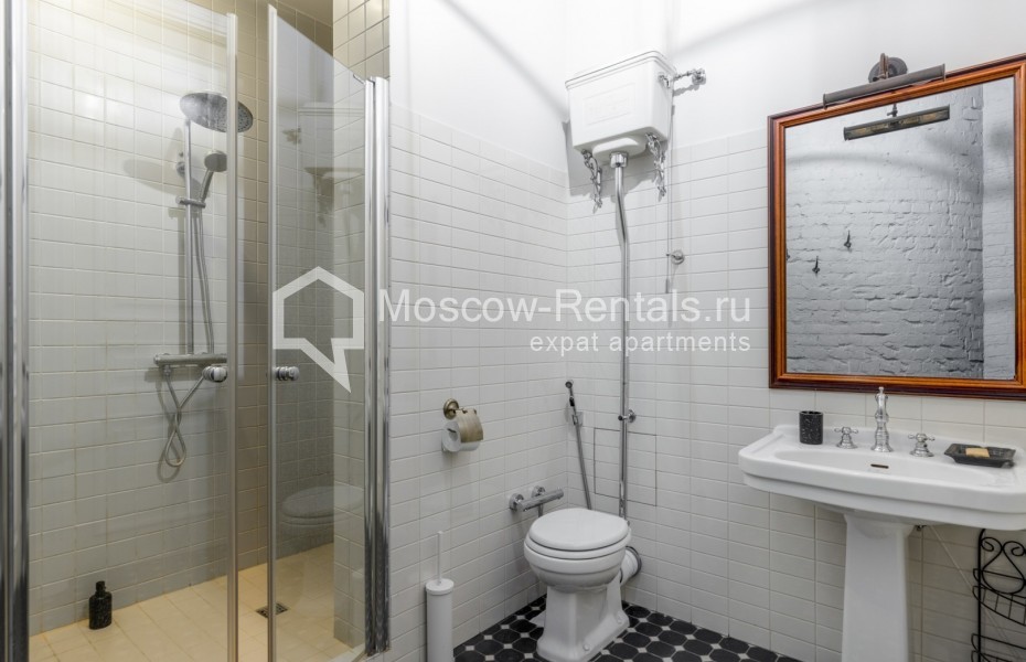 Photo #12 4-room (3 BR) apartment for <a href="http://moscow-rentals.ru/en/articles/long-term-rent" target="_blank">a long-term</a> rent
 in Russia, Moscow, Starokonushennyi lane, 5/14