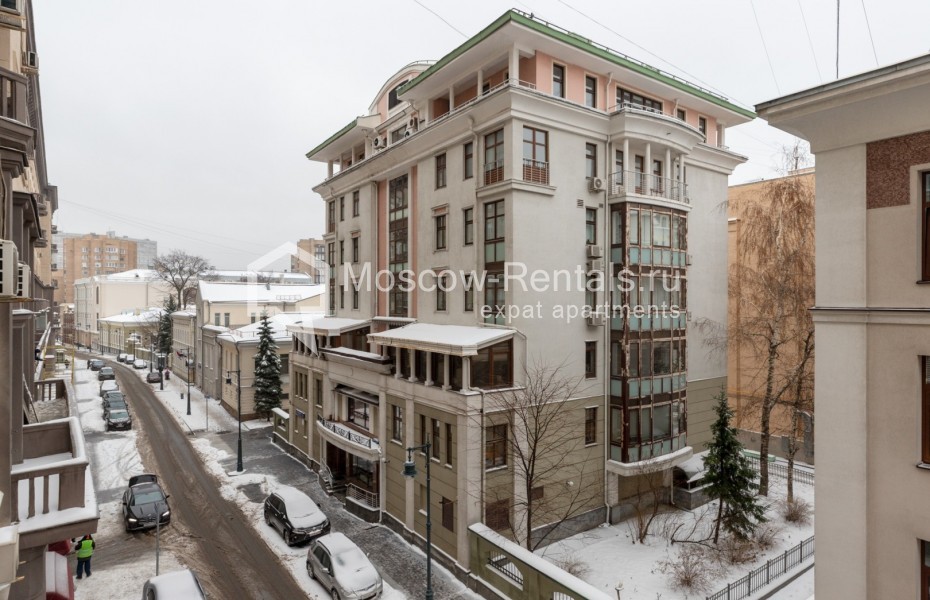 Photo #20 4-room (3 BR) apartment for <a href="http://moscow-rentals.ru/en/articles/long-term-rent" target="_blank">a long-term</a> rent
 in Russia, Moscow, Starokonushennyi lane, 5/14