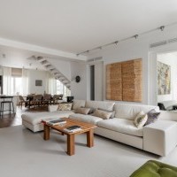 Photo #1 5-room (4 BR) apartment for <a href="http://moscow-rentals.ru/en/articles/long-term-rent" target="_blank">a long-term</a> rent
 in Russia, Moscow, Staryi Tolmachevskyi lane, 3