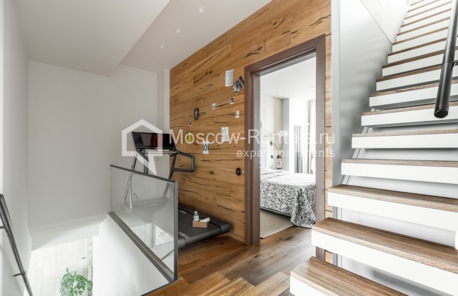 Photo #10 5-room (4 BR) apartment for <a href="http://moscow-rentals.ru/en/articles/long-term-rent" target="_blank">a long-term</a> rent
 in Russia, Moscow, Staryi Tolmachevskyi lane, 3