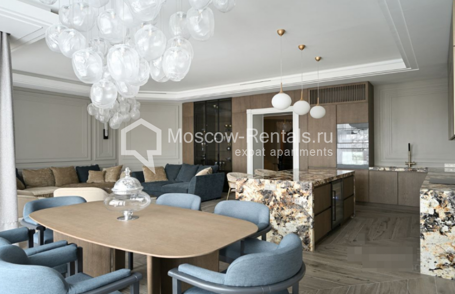 Photo #2 4-room (3 BR) apartment for <a href="http://moscow-rentals.ru/en/articles/long-term-rent" target="_blank">a long-term</a> rent
 in Russia, Moscow, Sadovnicheskaya str, 29