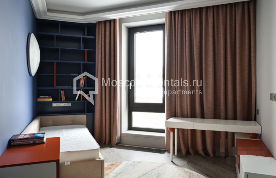 Photo #11 4-room (3 BR) apartment for <a href="http://moscow-rentals.ru/en/articles/long-term-rent" target="_blank">a long-term</a> rent
 in Russia, Moscow, Sadovnicheskaya str, 29