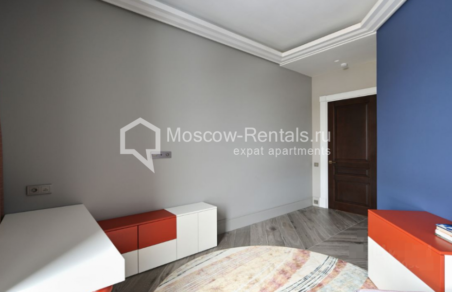 Photo #12 4-room (3 BR) apartment for <a href="http://moscow-rentals.ru/en/articles/long-term-rent" target="_blank">a long-term</a> rent
 in Russia, Moscow, Sadovnicheskaya str, 29