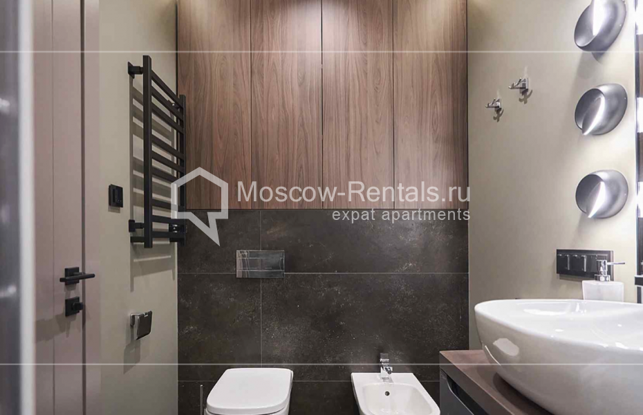 Photo #28 4-room (3 BR) apartment for <a href="http://moscow-rentals.ru/en/articles/long-term-rent" target="_blank">a long-term</a> rent
 in Russia, Moscow, Savvinskaya emb, 13