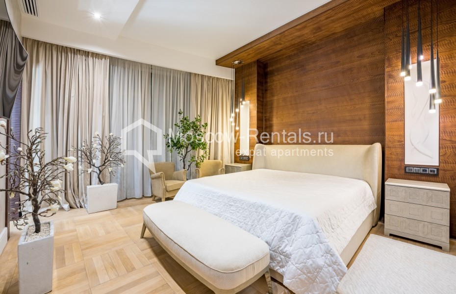 Photo #7 4-room (3 BR) apartment for <a href="http://moscow-rentals.ru/en/articles/long-term-rent" target="_blank">a long-term</a> rent
 in Russia, Moscow, Efremova str, 10с1к4/5