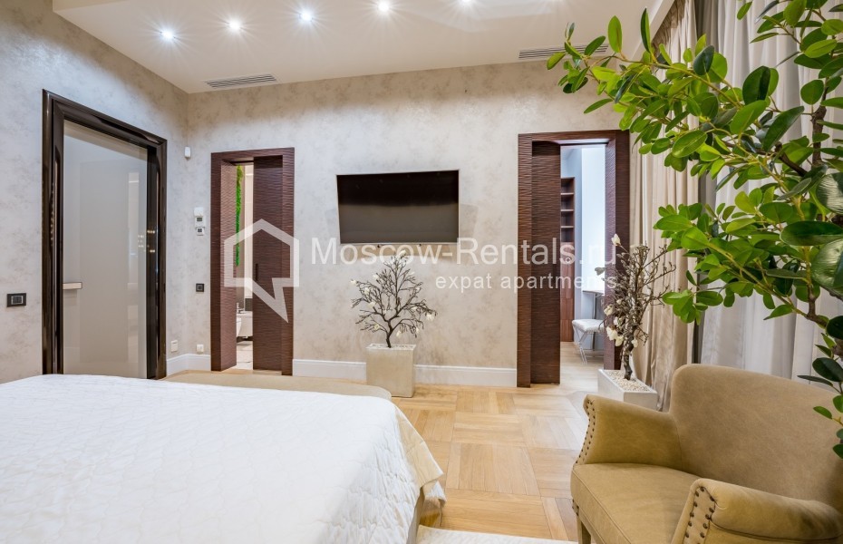Photo #8 4-room (3 BR) apartment for <a href="http://moscow-rentals.ru/en/articles/long-term-rent" target="_blank">a long-term</a> rent
 in Russia, Moscow, Efremova str, 10с1к4/5