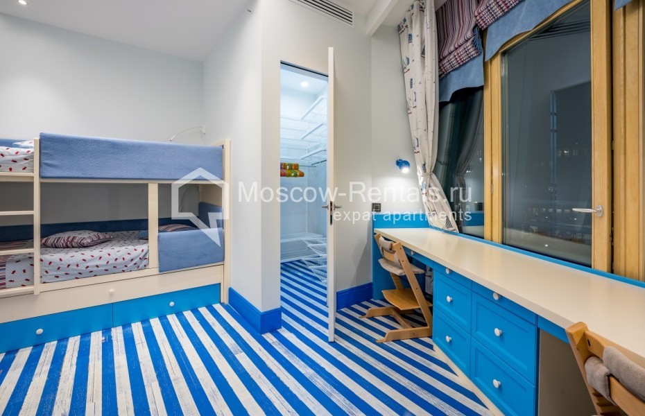 Photo #17 4-room (3 BR) apartment for <a href="http://moscow-rentals.ru/en/articles/long-term-rent" target="_blank">a long-term</a> rent
 in Russia, Moscow, Efremova str, 10с1к4/5