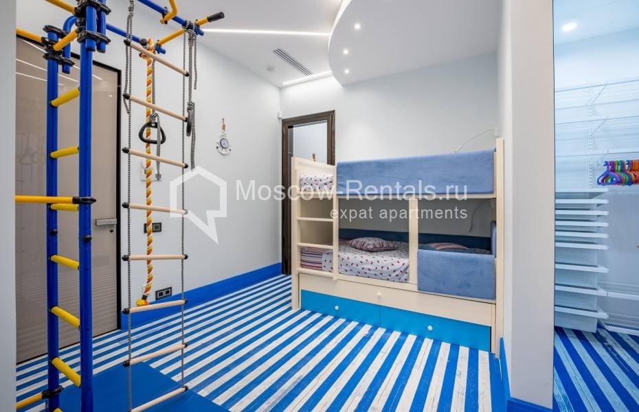 Photo #18 4-room (3 BR) apartment for <a href="http://moscow-rentals.ru/en/articles/long-term-rent" target="_blank">a long-term</a> rent
 in Russia, Moscow, Efremova str, 10с1к4/5