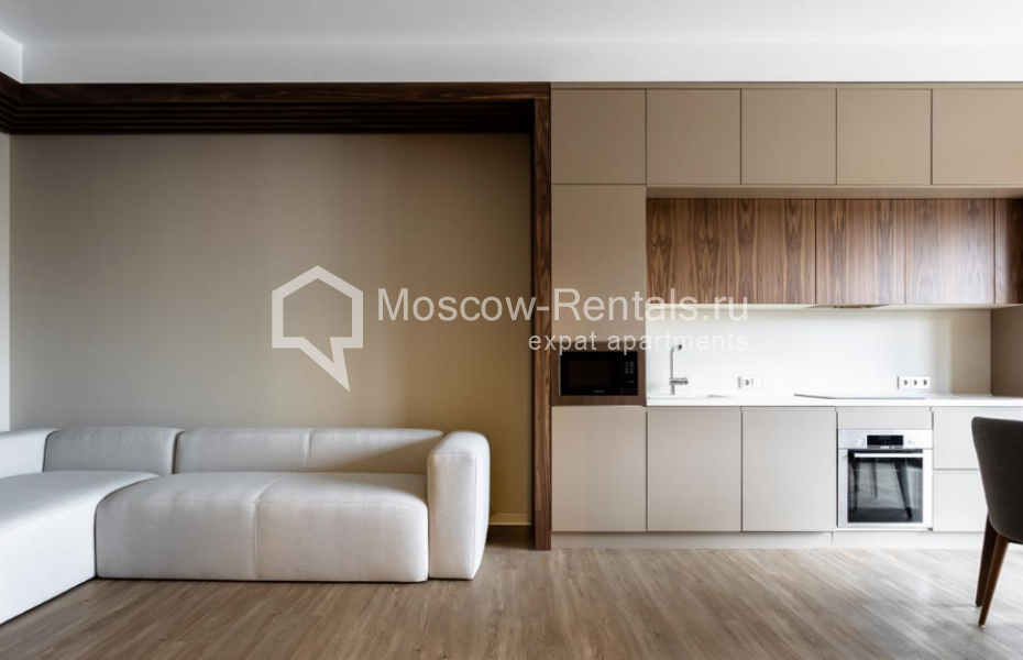Photo #4 4-room (3 BR) apartment for <a href="http://moscow-rentals.ru/en/articles/long-term-rent" target="_blank">a long-term</a> rent
 in Russia, Moscow, Usacheva str, 13
