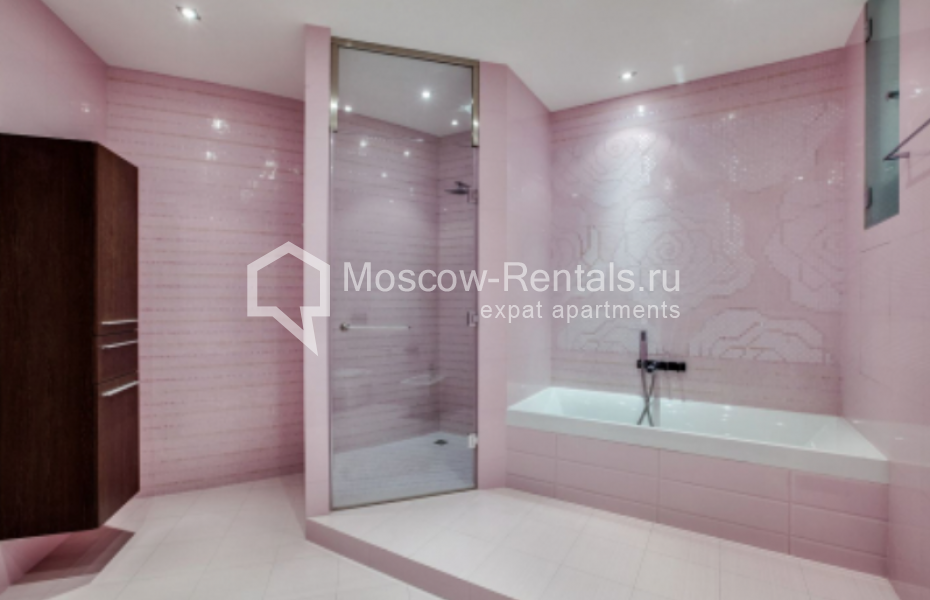 Photo #17 4-room (3 BR) apartment for <a href="http://moscow-rentals.ru/en/articles/long-term-rent" target="_blank">a long-term</a> rent
 in Russia, Moscow, M. Polyanka str, 2