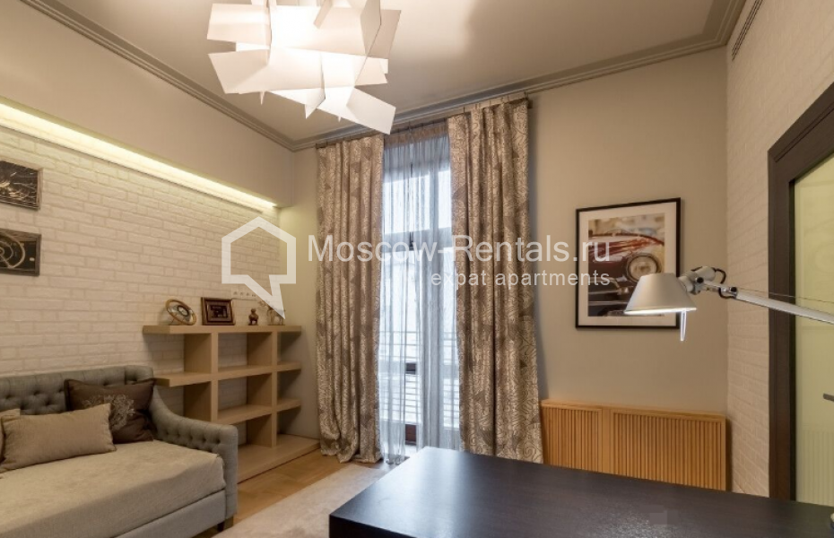 Photo #17 4-room (3 BR) apartment for <a href="http://moscow-rentals.ru/en/articles/long-term-rent" target="_blank">a long-term</a> rent
 in Russia, Moscow, Korobeinikov lane, 18