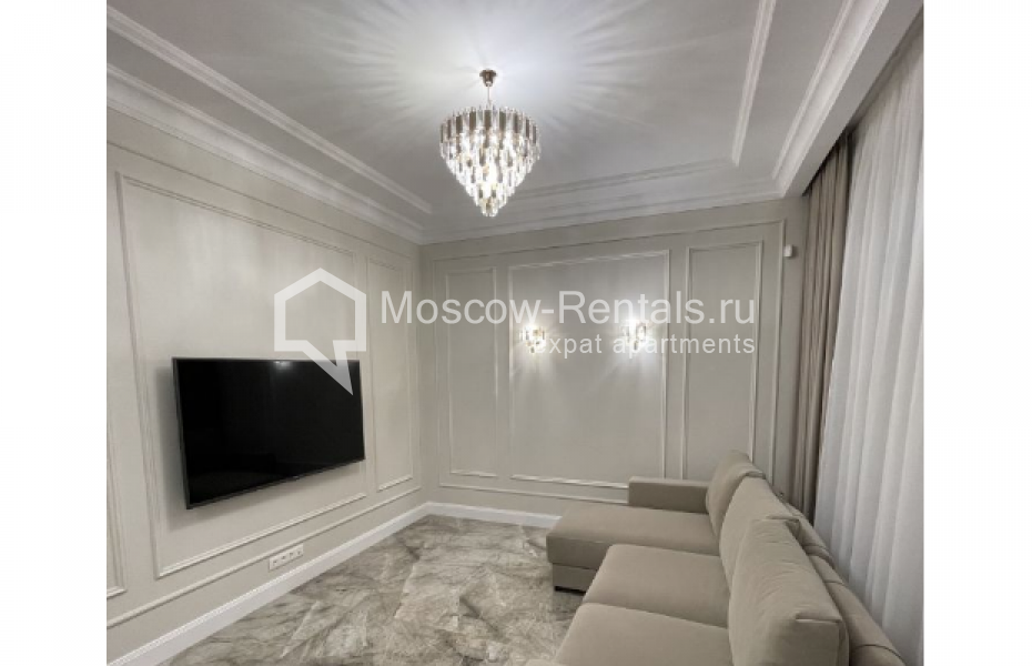 Photo #3 3-room (2 BR) apartment for <a href="http://moscow-rentals.ru/en/articles/long-term-rent" target="_blank">a long-term</a> rent
 in Russia, Moscow, Mantullinskaya str, 9к4