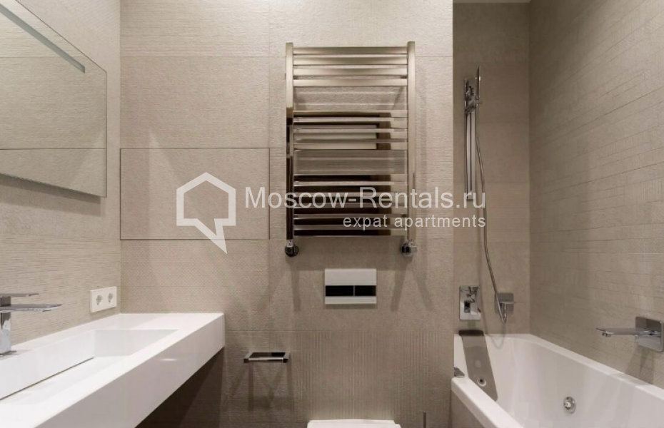 Photo #11 4-room (3 BR) apartment for <a href="http://moscow-rentals.ru/en/articles/long-term-rent" target="_blank">a long-term</a> rent
 in Russia, Moscow, Vavilova str, 4