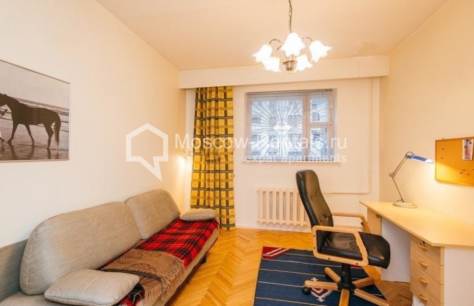 Photo #10 4-room (3 BR) apartment for <a href="http://moscow-rentals.ru/en/articles/long-term-rent" target="_blank">a long-term</a> rent
 in Russia, Moscow, 1st Tverskaya-Yamskaya, 10
