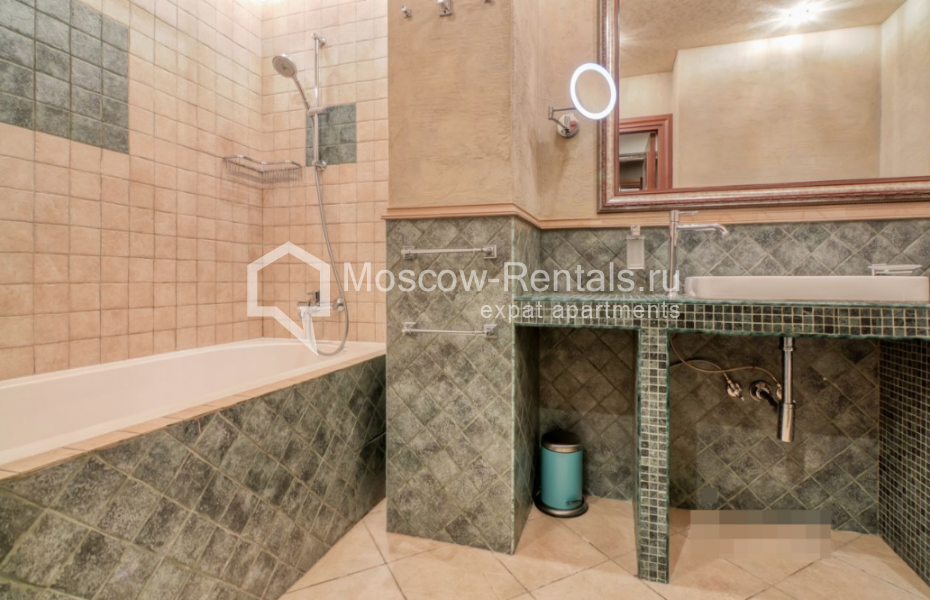 Photo #14 2-room (1 BR) apartment for <a href="http://moscow-rentals.ru/en/articles/long-term-rent" target="_blank">a long-term</a> rent
 in Russia, Moscow, Kutuzovakyi prosp, 3