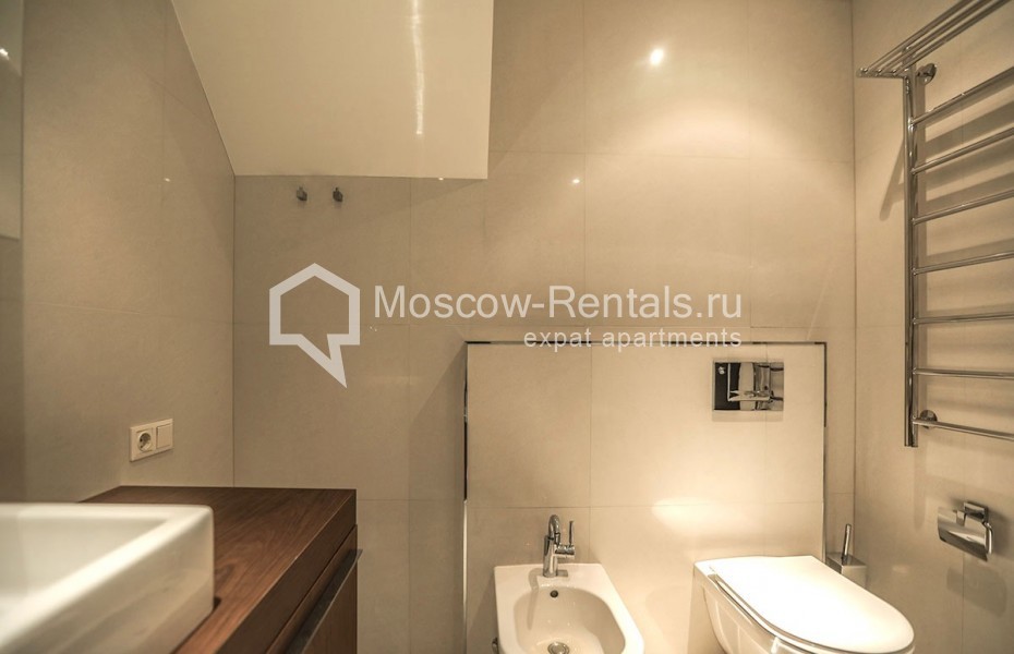 Photo #21 5-room (4 BR) apartment for <a href="http://moscow-rentals.ru/en/articles/long-term-rent" target="_blank">a long-term</a> rent
 in Russia, Moscow, 1st Obydenskyi, 9/12