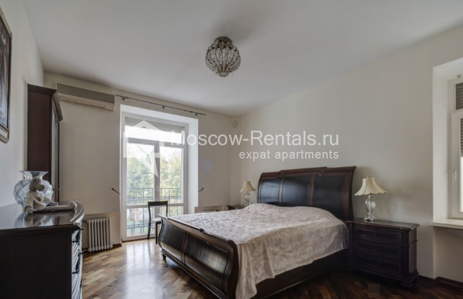 Photo #6 3-room (2 BR) apartment for <a href="http://moscow-rentals.ru/en/articles/long-term-rent" target="_blank">a long-term</a> rent
 in Russia, Moscow, M. Bronnaya str, 16