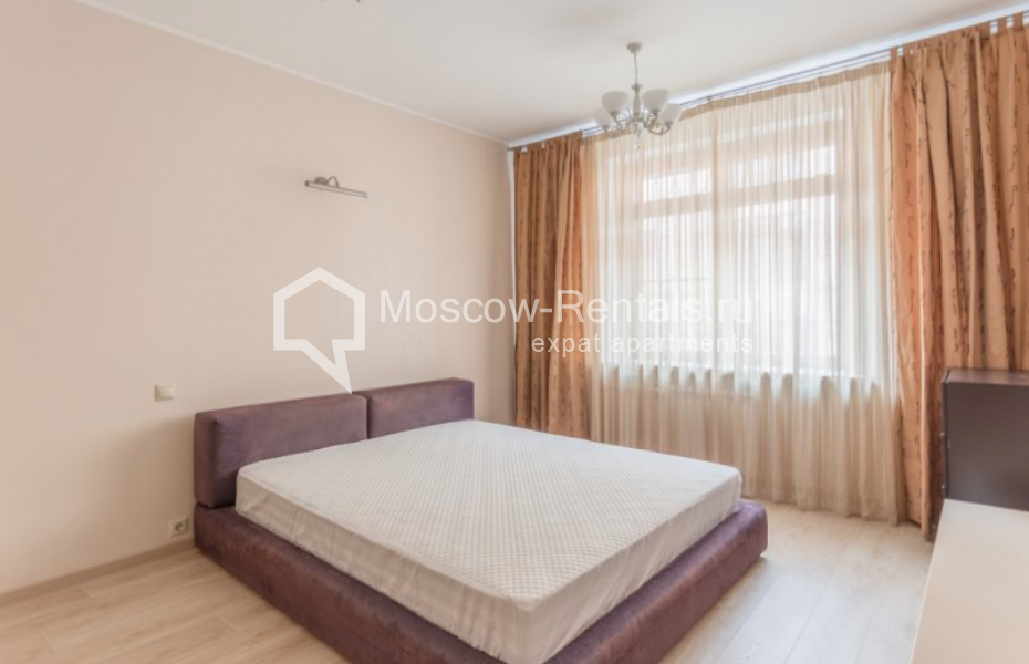 Photo #7 3-room (2 BR) apartment for <a href="http://moscow-rentals.ru/en/articles/long-term-rent" target="_blank">a long-term</a> rent
 in Russia, Moscow, Lukov lane, 7