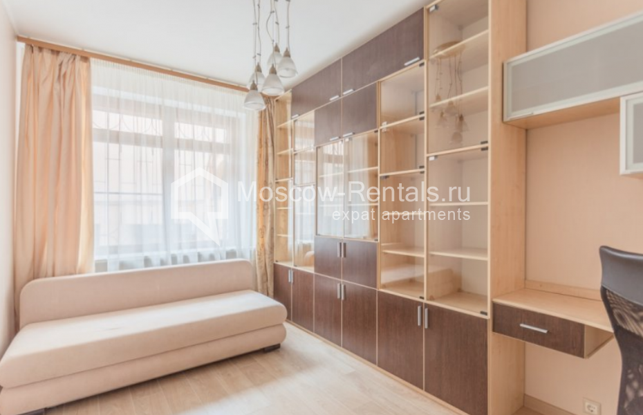 Photo #10 3-room (2 BR) apartment for <a href="http://moscow-rentals.ru/en/articles/long-term-rent" target="_blank">a long-term</a> rent
 in Russia, Moscow, Lukov lane, 7