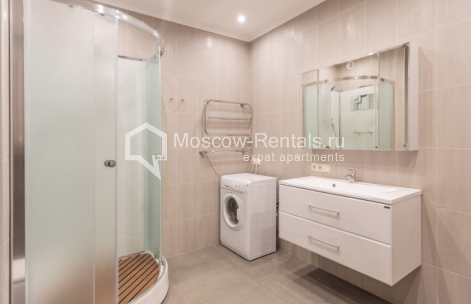 Photo #12 3-room (2 BR) apartment for <a href="http://moscow-rentals.ru/en/articles/long-term-rent" target="_blank">a long-term</a> rent
 in Russia, Moscow, Lukov lane, 7