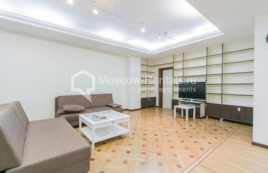 Photo #3 3-room (2 BR) apartment for <a href="http://moscow-rentals.ru/en/articles/long-term-rent" target="_blank">a long-term</a> rent
 in Russia, Moscow, 4th Tverskaya-Yamskaya str, 22к2
