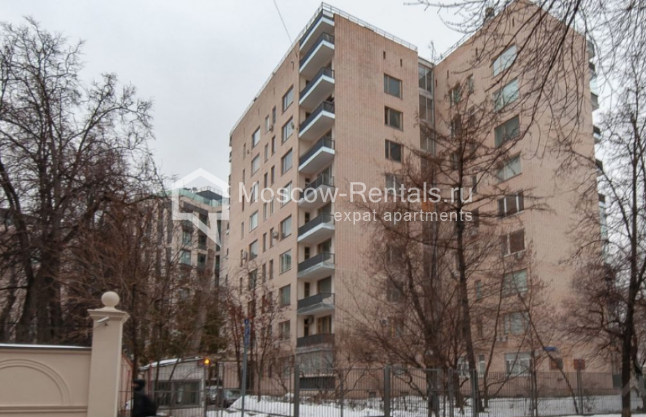 Photo #17 4-room (3 BR) apartment for <a href="http://moscow-rentals.ru/en/articles/long-term-rent" target="_blank">a long-term</a> rent
 in Russia, Moscow, Spiridonovka str, 15