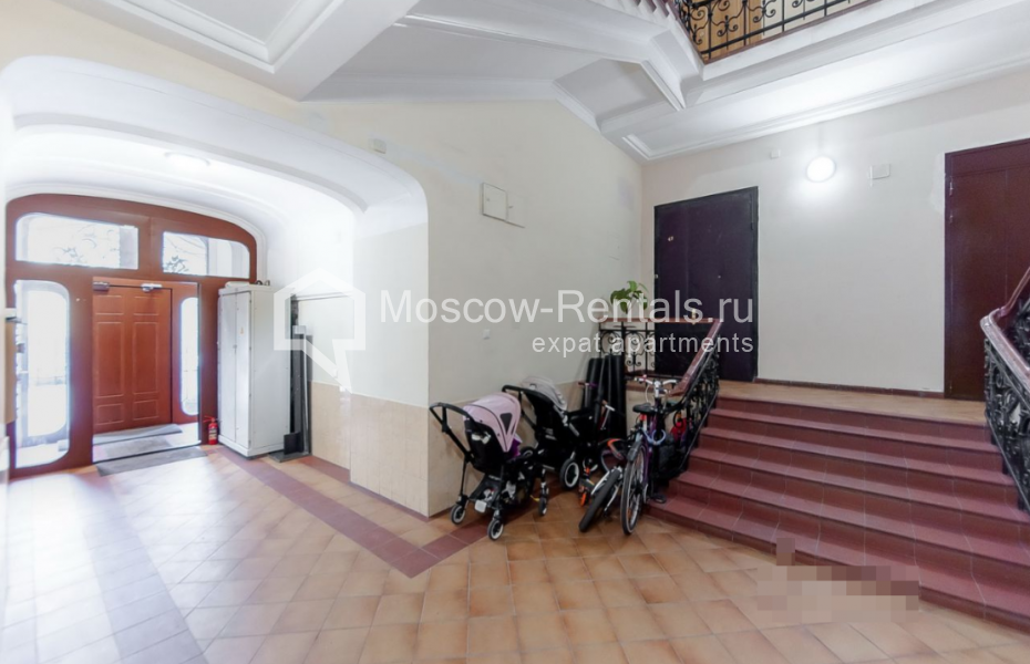 Photo #22 3-room (2 BR) apartment for <a href="http://moscow-rentals.ru/en/articles/long-term-rent" target="_blank">a long-term</a> rent
 in Russia, Moscow, Trekhprudnyi lane, 11/13С2