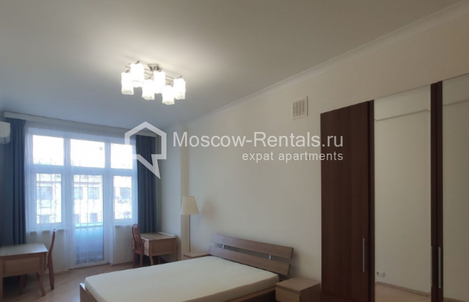Photo #5 3-room (2 BR) apartment for <a href="http://moscow-rentals.ru/en/articles/long-term-rent" target="_blank">a long-term</a> rent
 in Russia, Moscow, Tverskaya str, 17