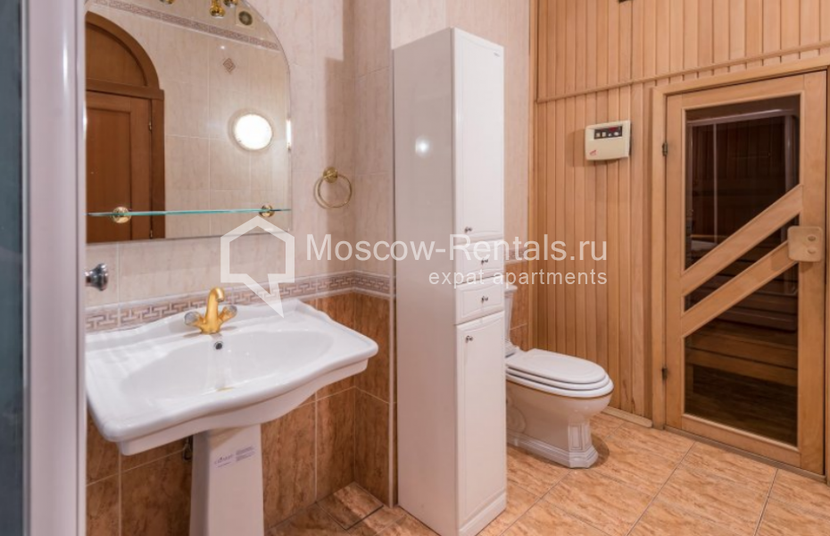 Photo #10 3-room (2 BR) apartment for <a href="http://moscow-rentals.ru/en/articles/long-term-rent" target="_blank">a long-term</a> rent
 in Russia, Moscow, Tveskaya str,12С7