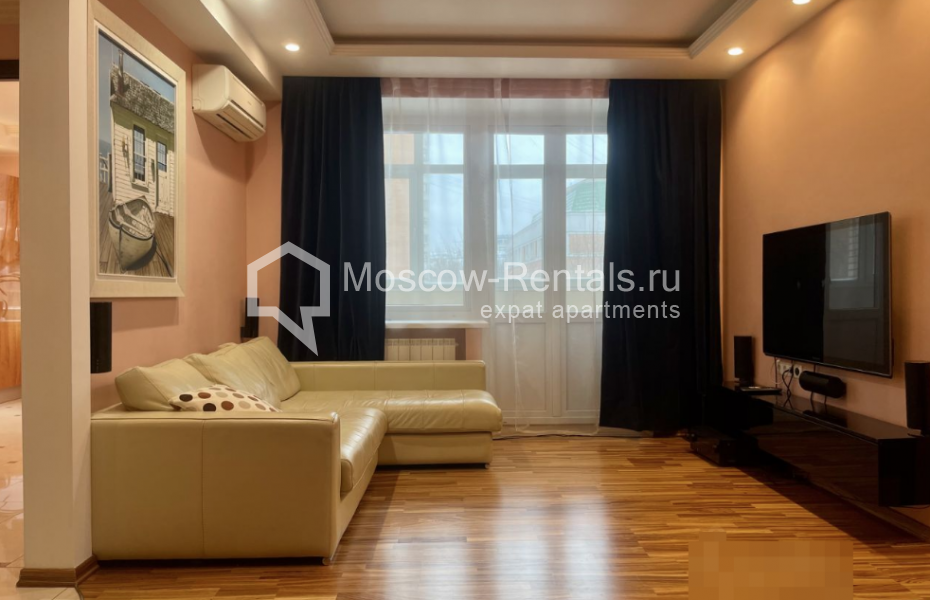 Photo #2 3-room (2 BR) apartment for <a href="http://moscow-rentals.ru/en/articles/long-term-rent" target="_blank">a long-term</a> rent
 in Russia, Moscow, Zoologicheskaya str, 26С1