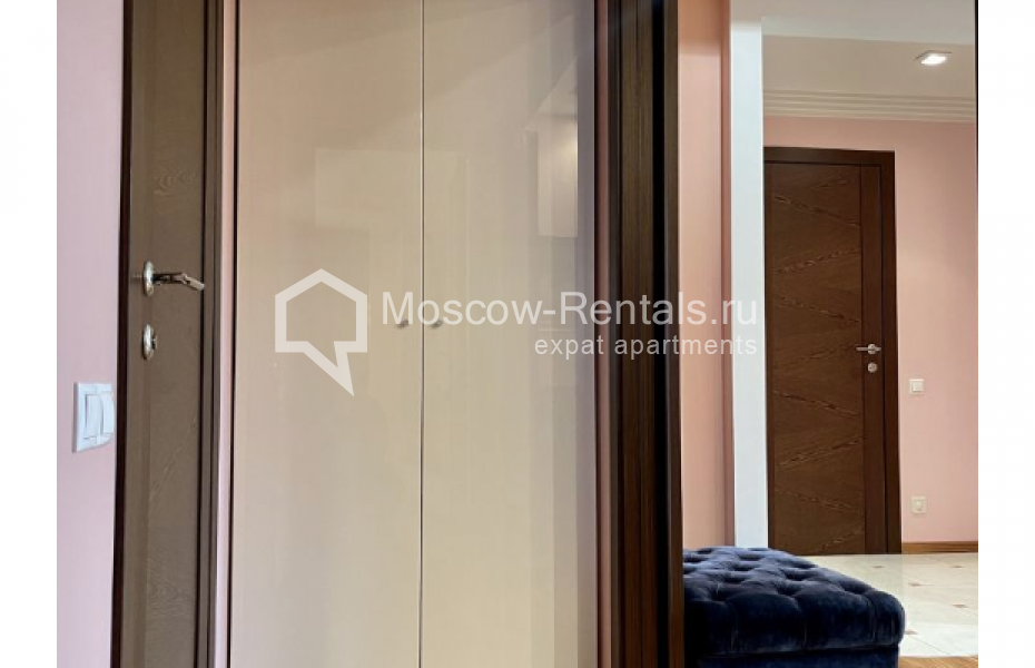 Photo #4 3-room (2 BR) apartment for <a href="http://moscow-rentals.ru/en/articles/long-term-rent" target="_blank">a long-term</a> rent
 in Russia, Moscow, Zoologicheskaya str, 26С1