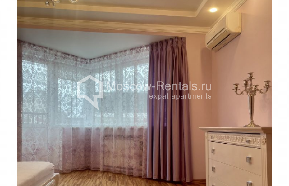 Photo #11 3-room (2 BR) apartment for <a href="http://moscow-rentals.ru/en/articles/long-term-rent" target="_blank">a long-term</a> rent
 in Russia, Moscow, Zoologicheskaya str, 26С1