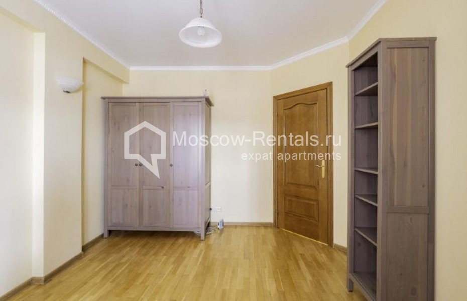 Photo #15 3-room (2 BR) apartment for <a href="http://moscow-rentals.ru/en/articles/long-term-rent" target="_blank">a long-term</a> rent
 in Russia, Moscow, Zoologicheskaya str, 26С1