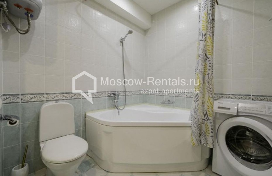 Photo #16 3-room (2 BR) apartment for <a href="http://moscow-rentals.ru/en/articles/long-term-rent" target="_blank">a long-term</a> rent
 in Russia, Moscow, Zoologicheskaya str, 26С1