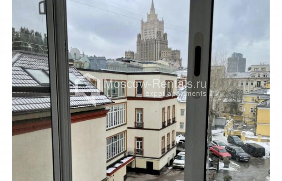Photo #15 3-room (2 BR) apartment for <a href="http://moscow-rentals.ru/en/articles/long-term-rent" target="_blank">a long-term</a> rent
 in Russia, Moscow, Arbat str, 30/3С2