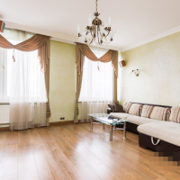 Photo #1 4-room (3 BR) apartment for <a href="http://moscow-rentals.ru/en/articles/long-term-rent" target="_blank">a long-term</a> rent
 in Russia, Moscow, Shabolovka str, 23с4