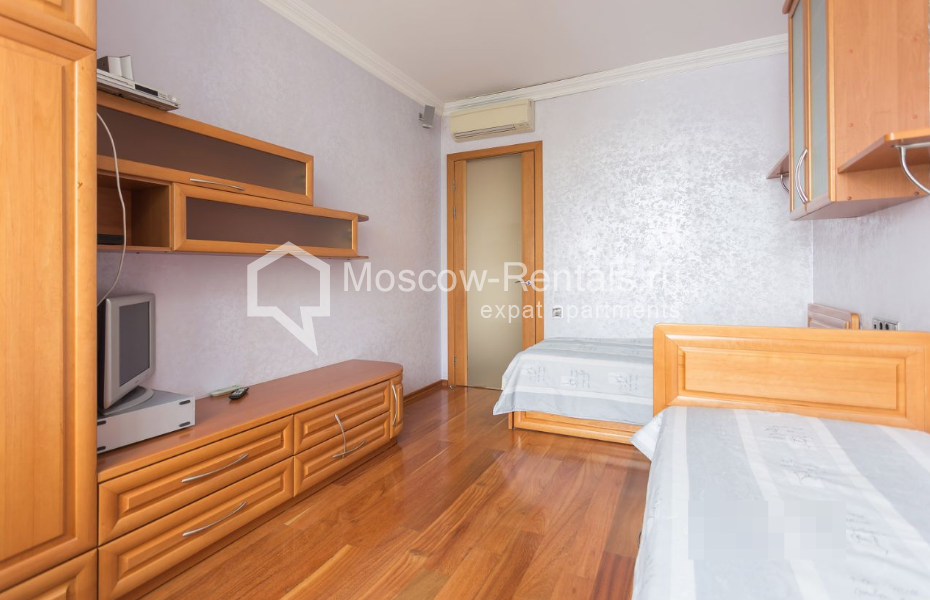 Photo #7 4-room (3 BR) apartment for <a href="http://moscow-rentals.ru/en/articles/long-term-rent" target="_blank">a long-term</a> rent
 in Russia, Moscow, Shabolovka str, 23с4